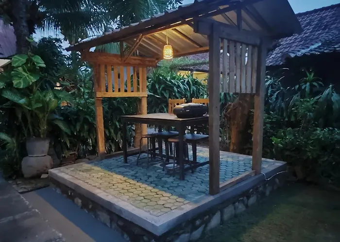 Guest house Giri Sari Bali *