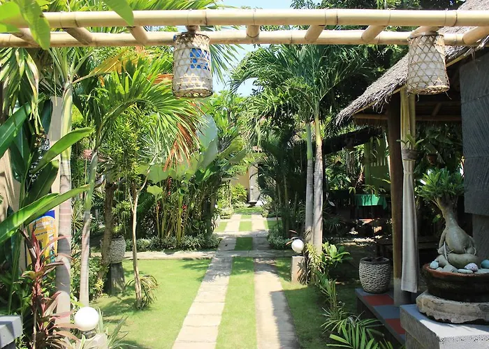 Giri Sari Bali Guest house *