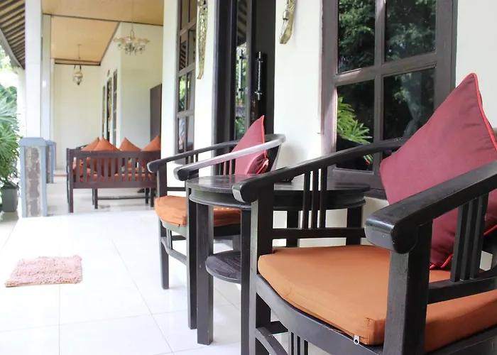 Giri Sari Bali